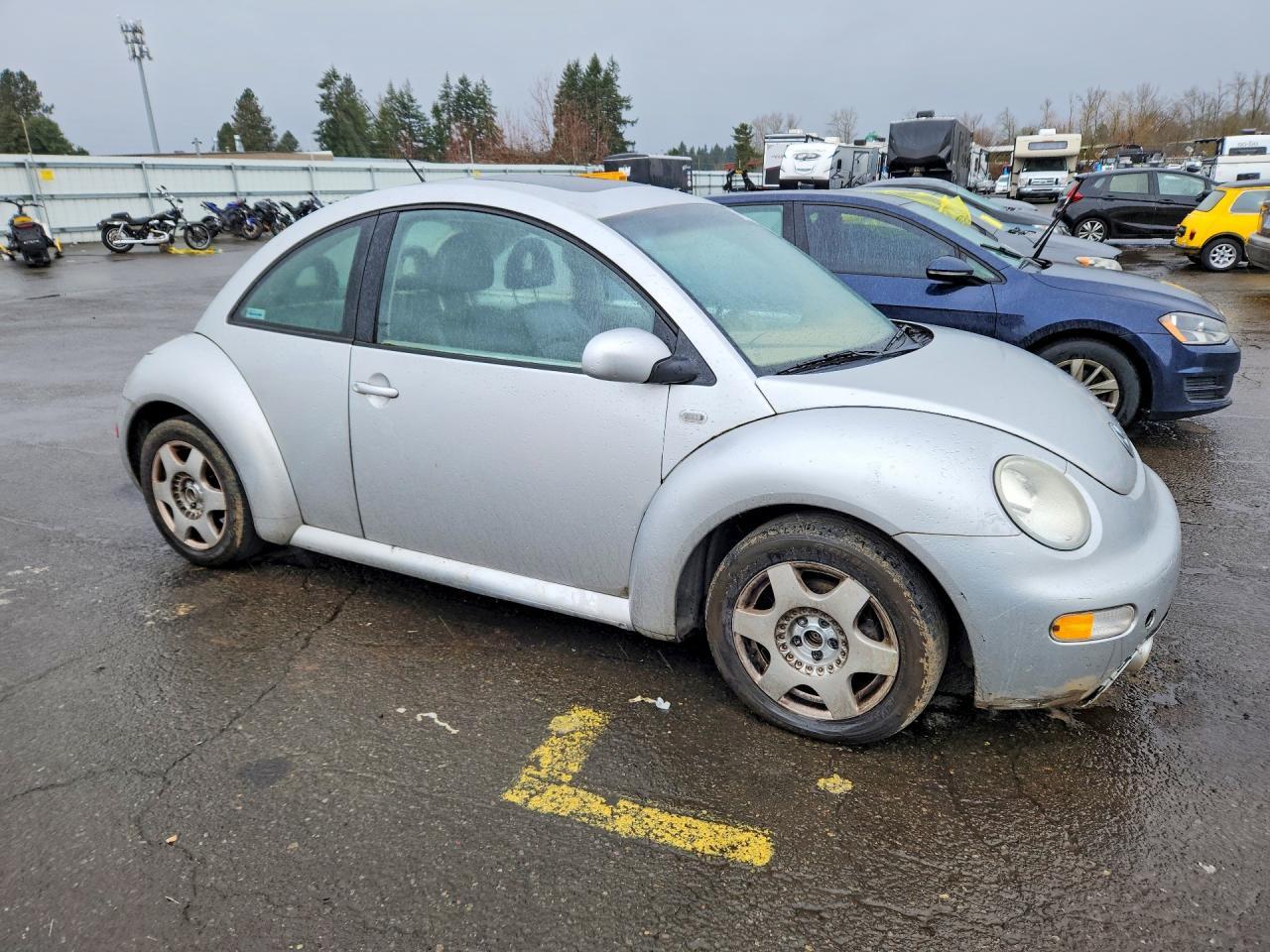 2001 VOLKSWAGEN Beetle