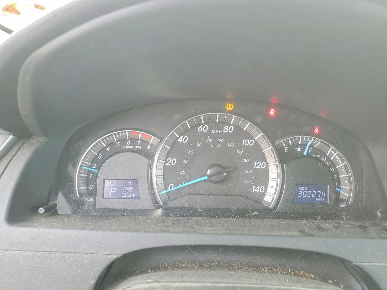 2012 TOYOTA CAMRY