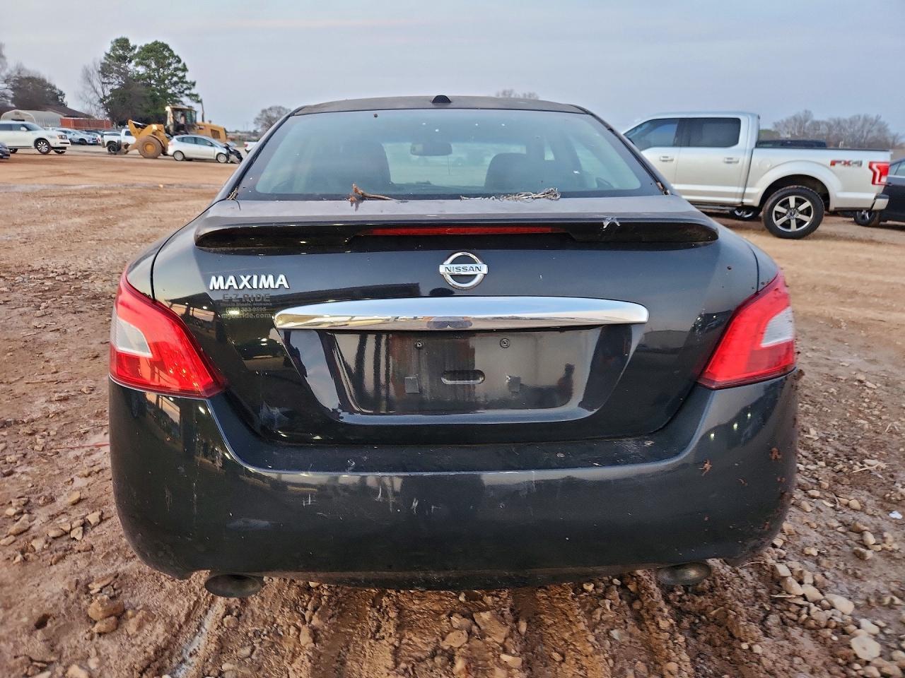 2009 NISSAN Maxima