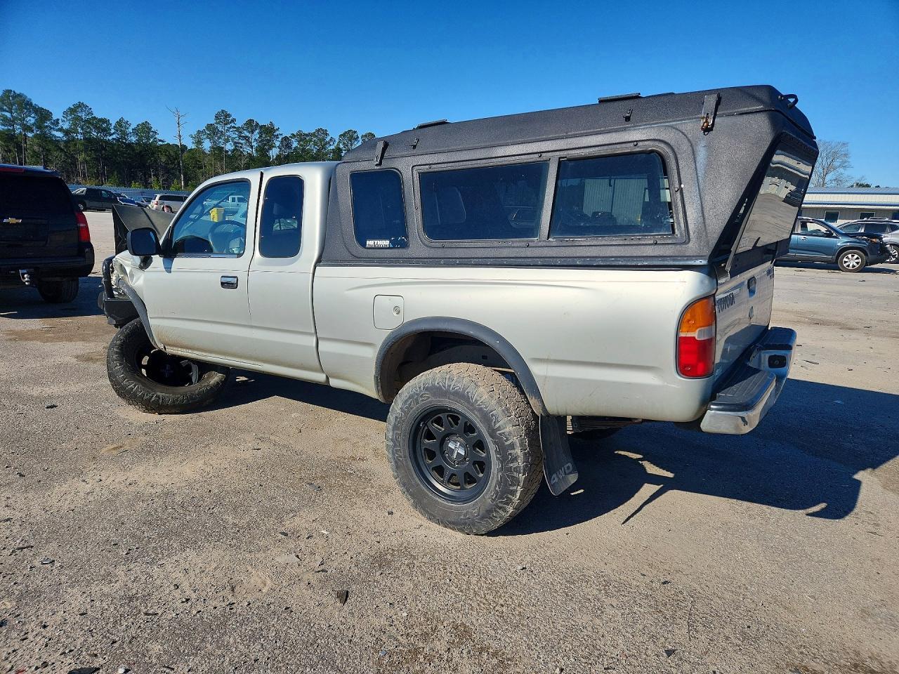 2000 TOYOTA TACOMA