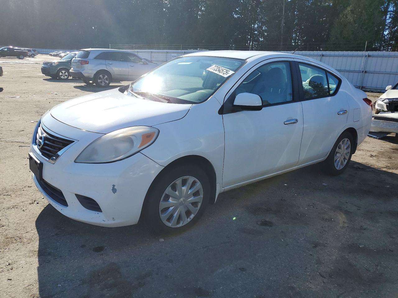 2012 NISSAN VERSA