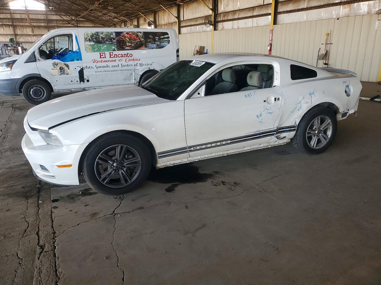 2013 FORD MUSTANG