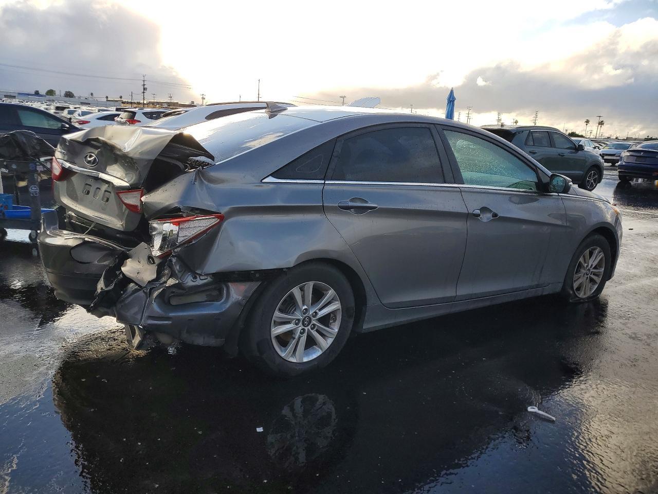 2014 HYUNDAI SONATA
