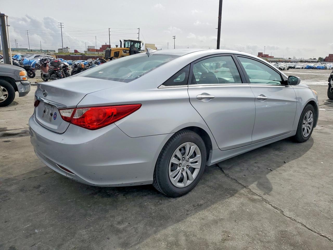 2013 HYUNDAI SONATA