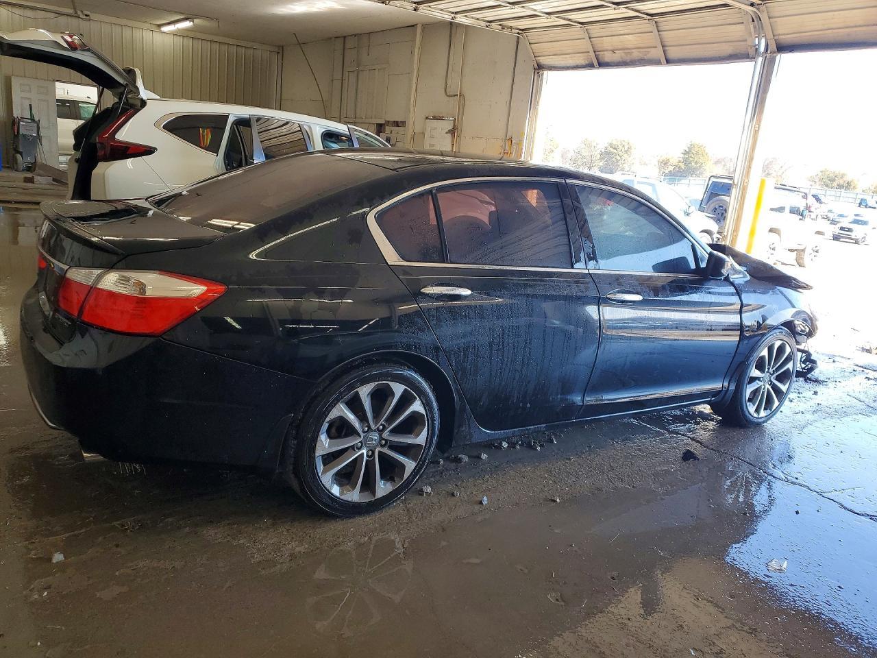 2015 HONDA ACCORD