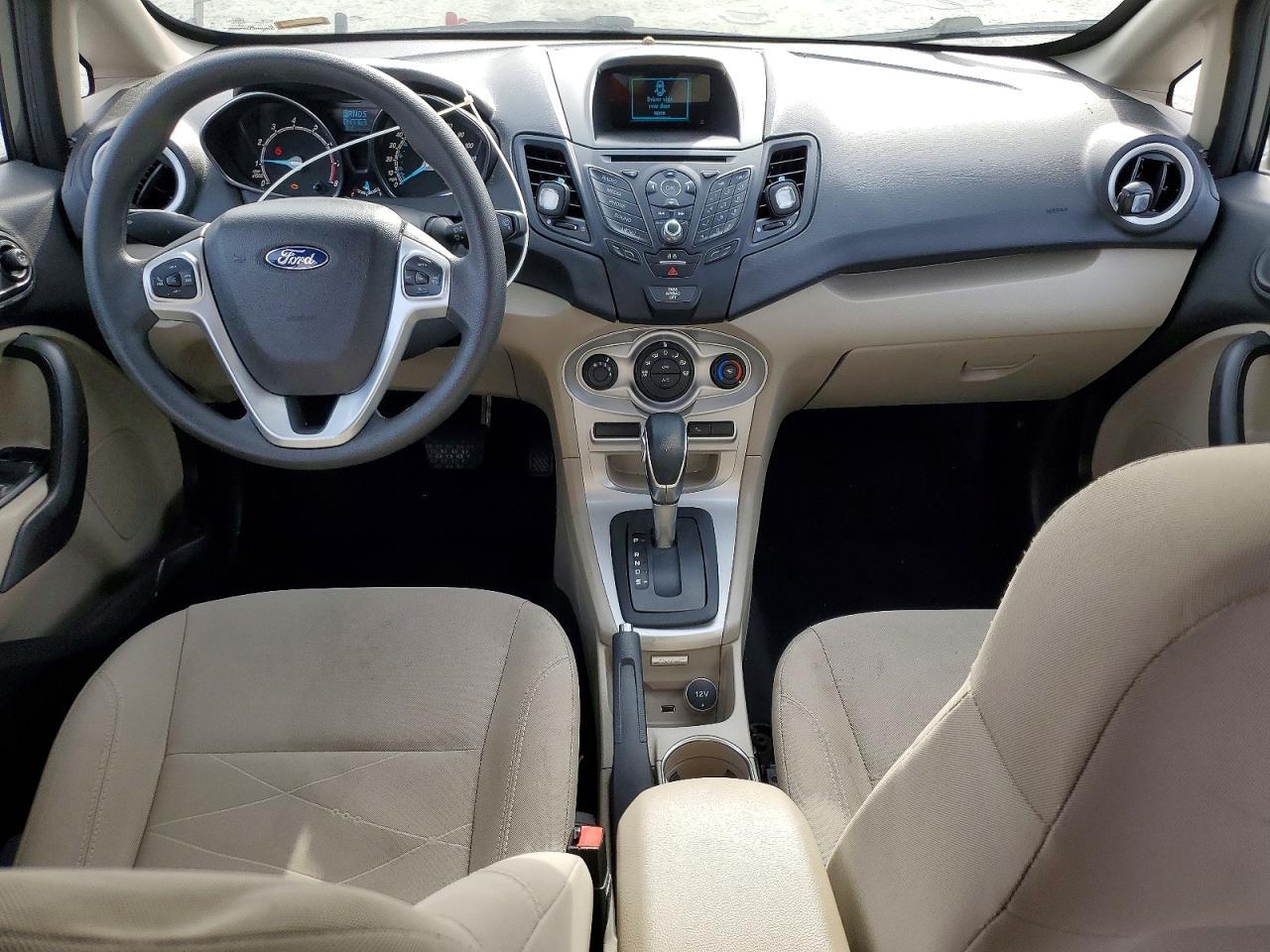 2017 FORD Fiesta