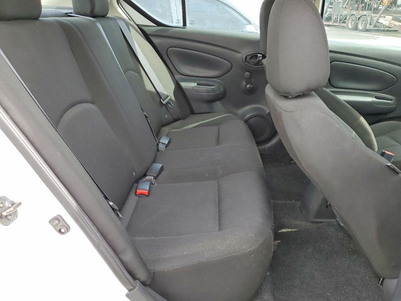 2018 NISSAN VERSA