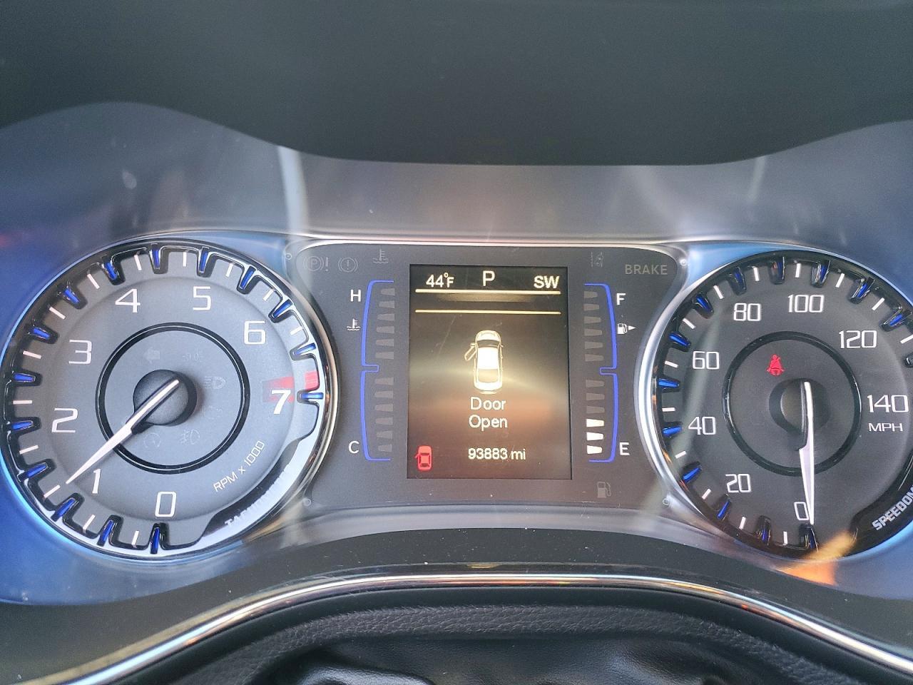 2015 CHRYSLER 200