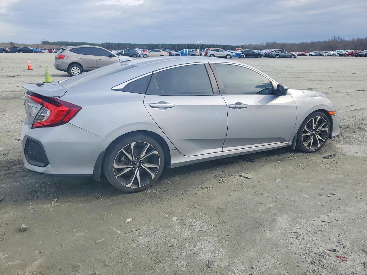 2018 HONDA CIVIC