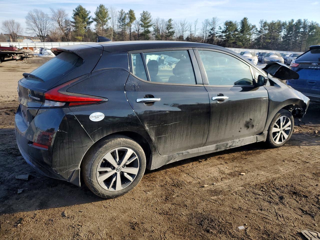 2021 NISSAN LEAF