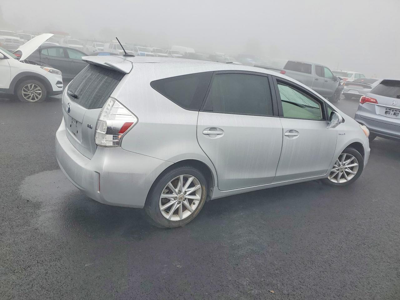 2012 TOYOTA PRIUS V
