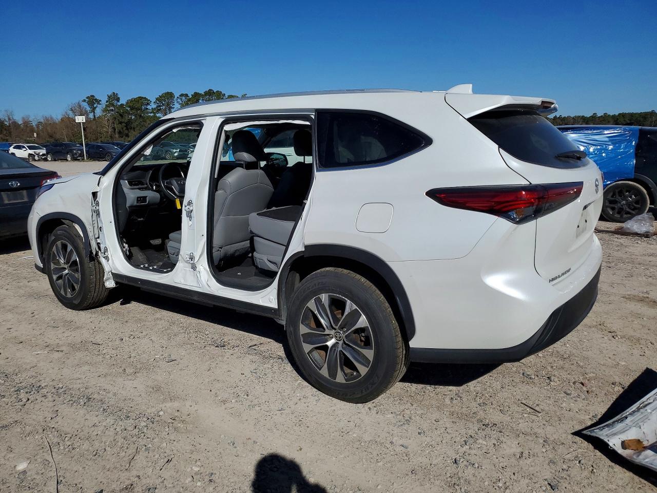 2023 TOYOTA HIGHLANDER