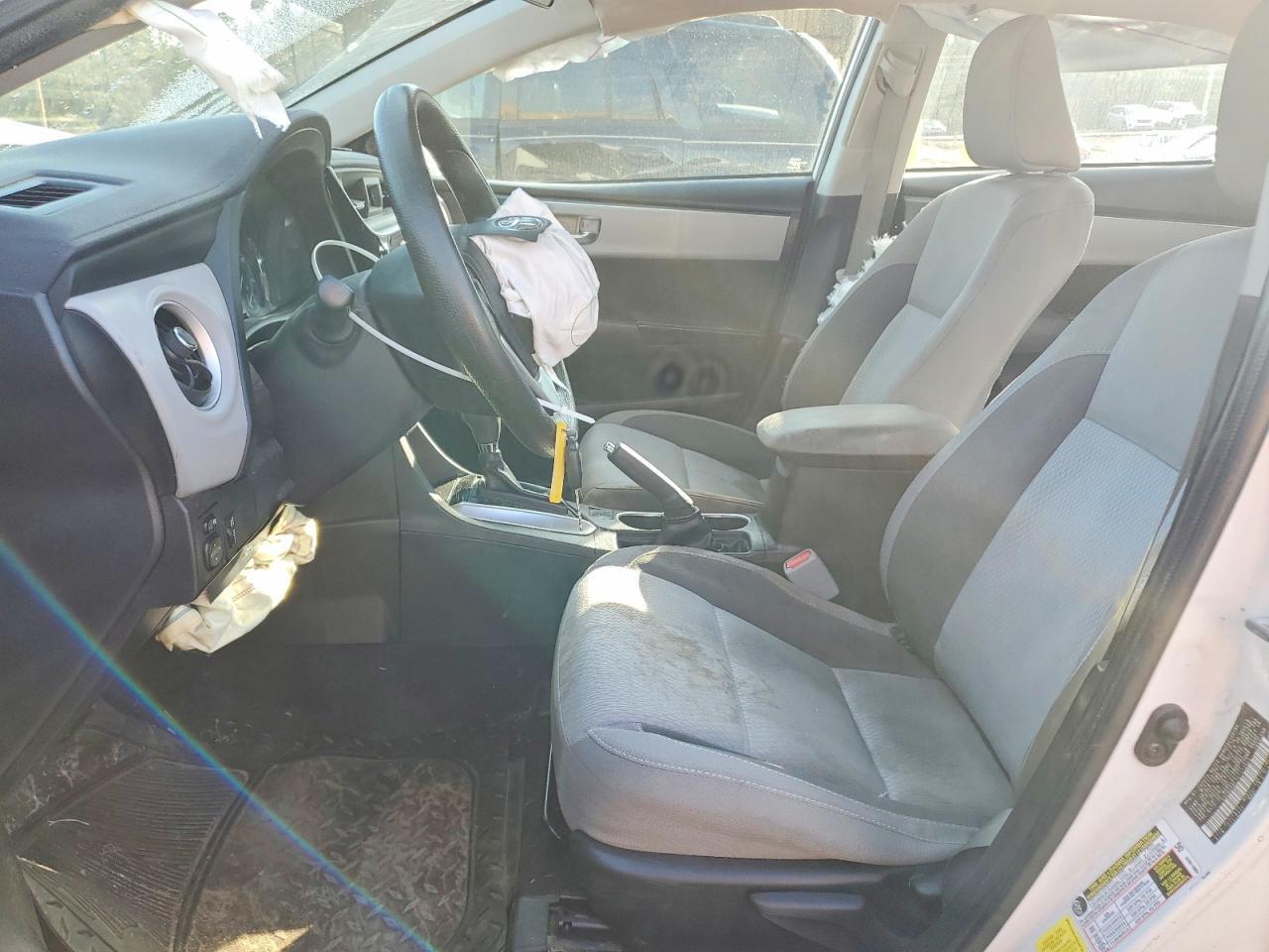 2017 TOYOTA COROLLA