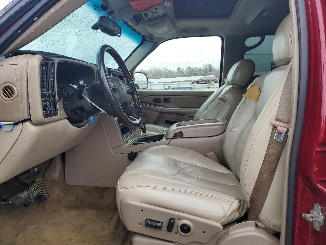 2004 CHEVROLET Tahoe