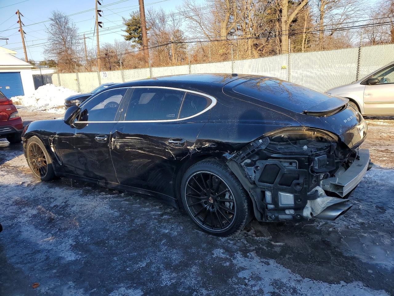 2014 PORSCHE Panamera