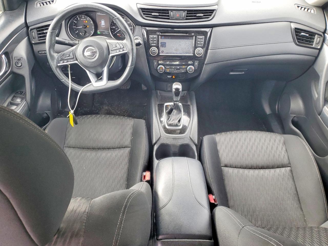 2017 NISSAN ROGUE