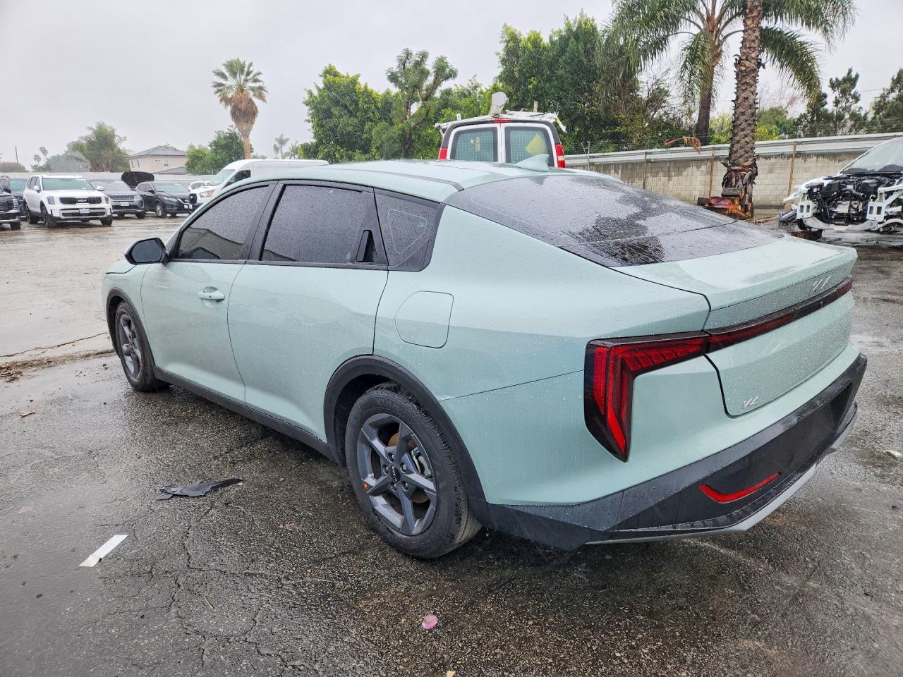 2025 KIA K4