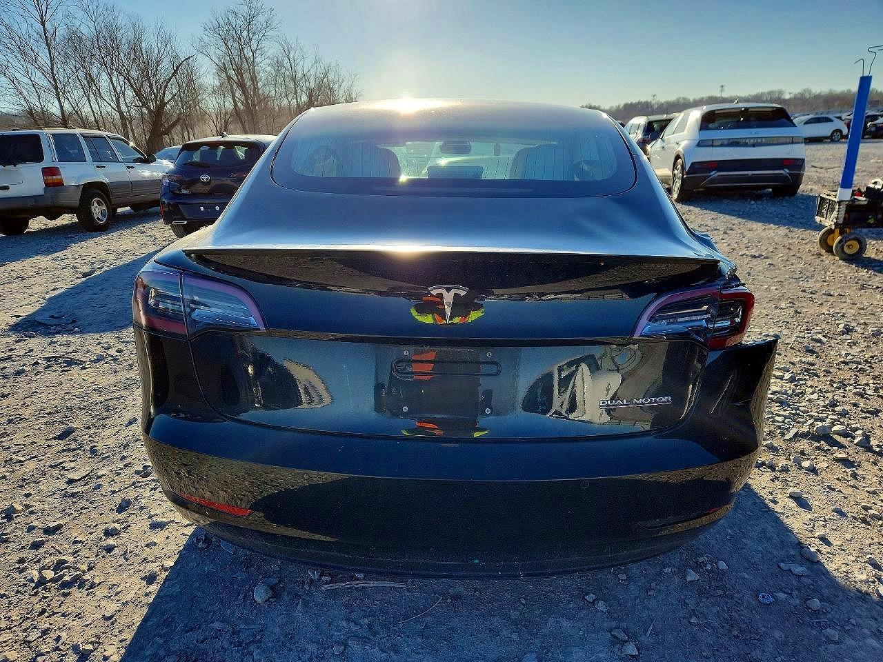 2018 TESLA MODEL 3