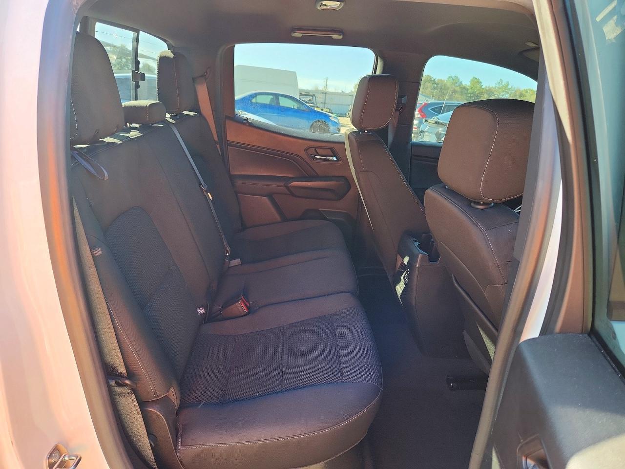 2023 GMC CANYON