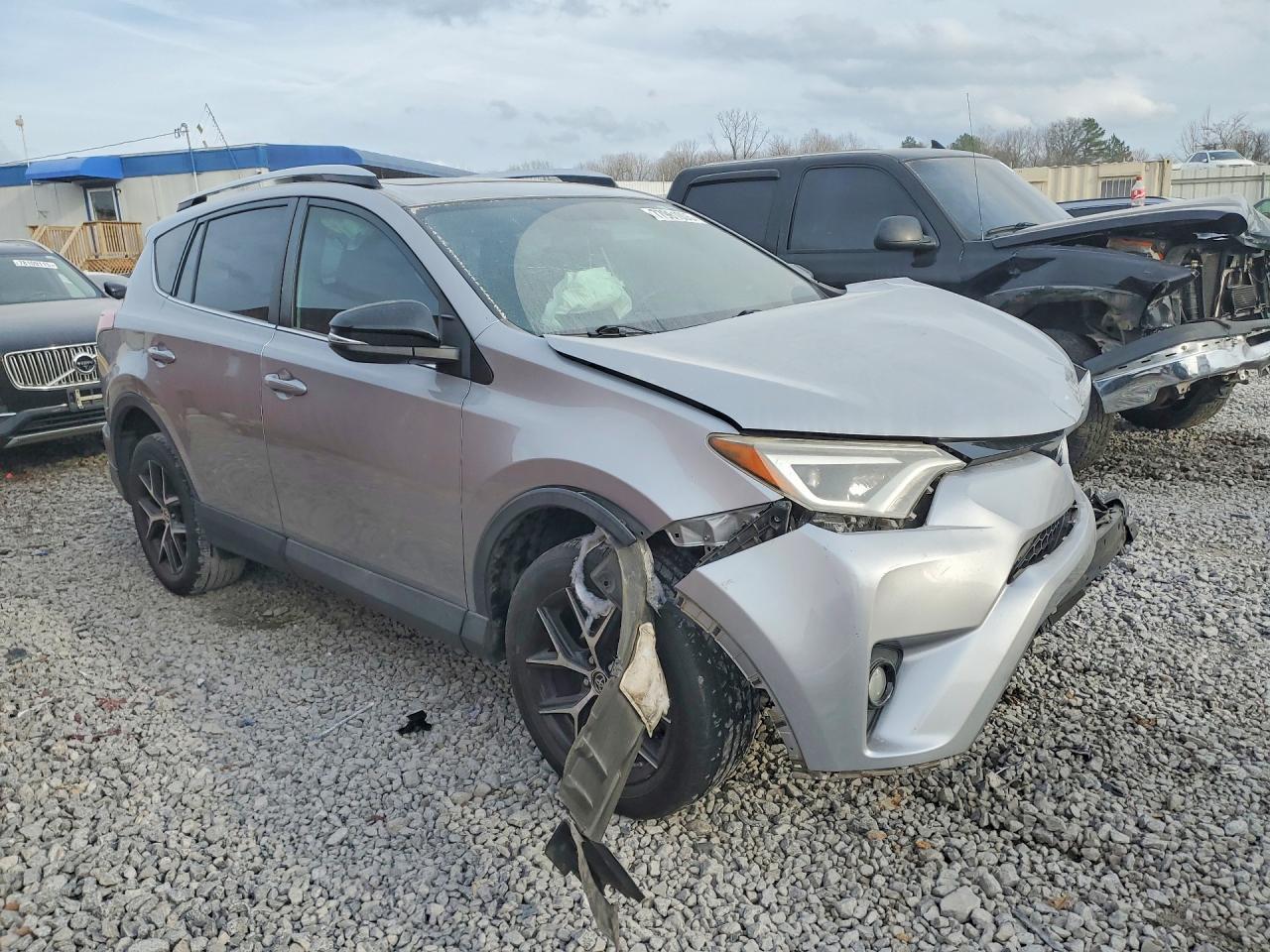 2016 TOYOTA RAV4