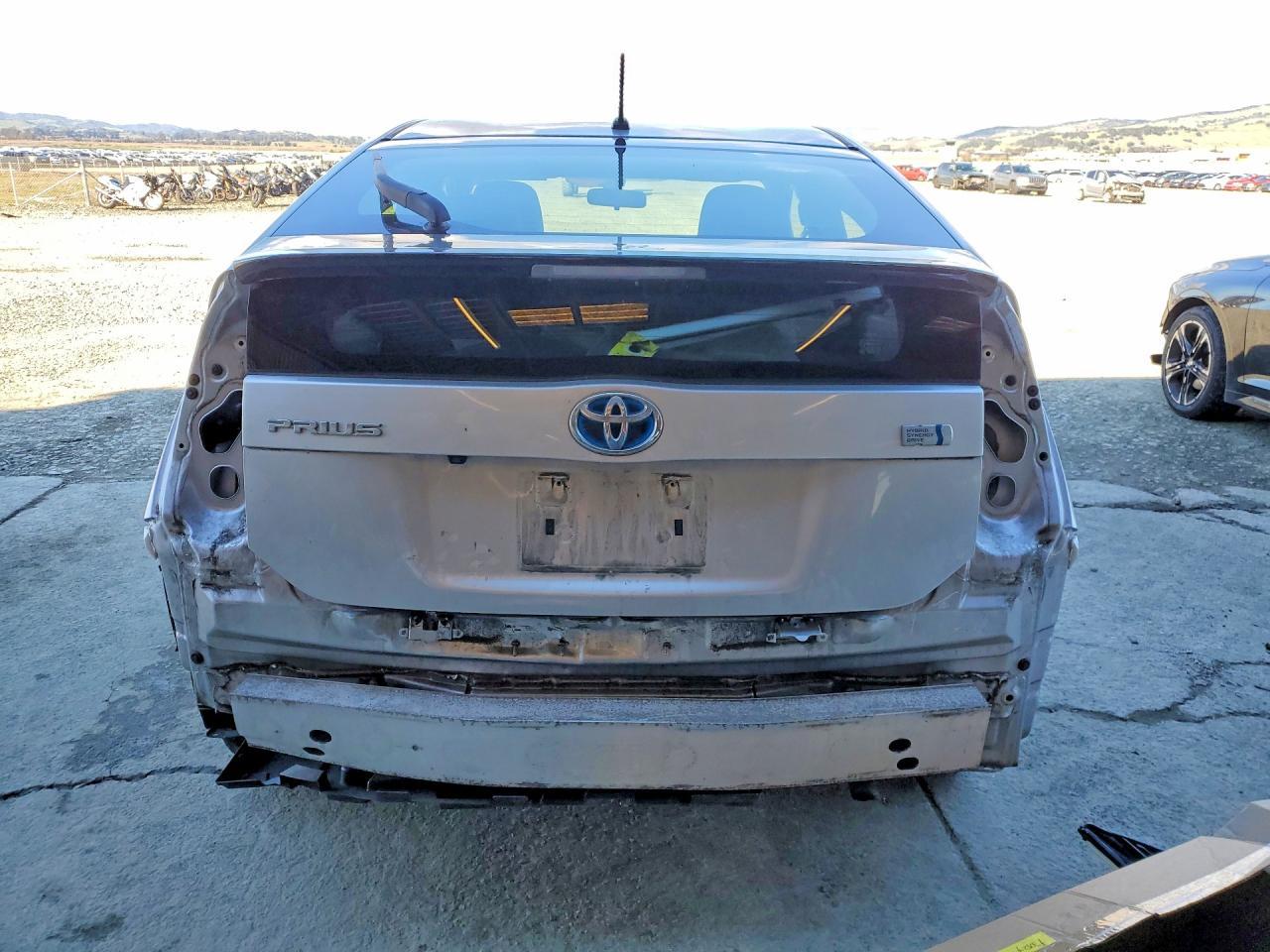 2015 TOYOTA PRIUS