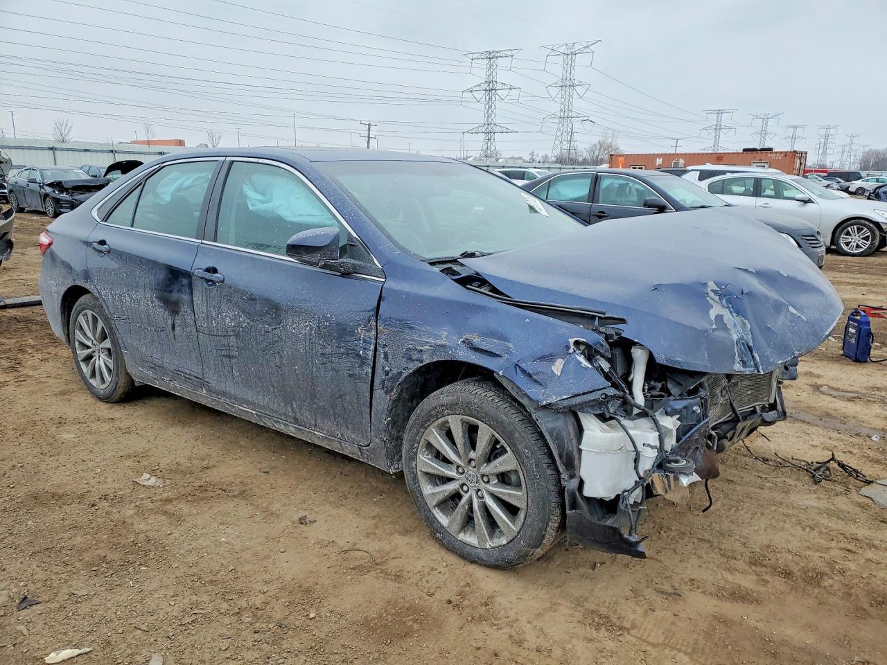 2017 TOYOTA CAMRY