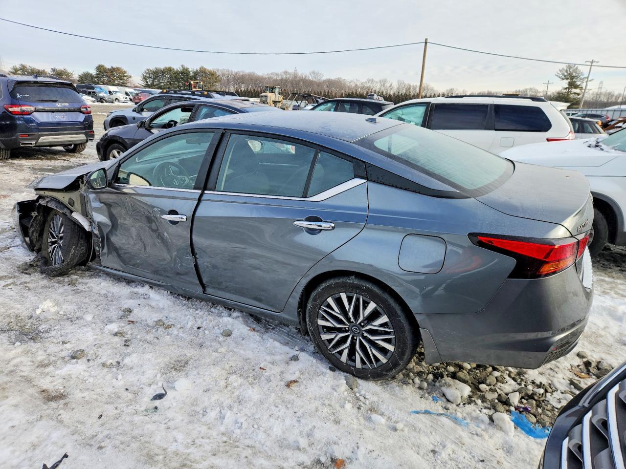 2023 NISSAN ALTIMA
