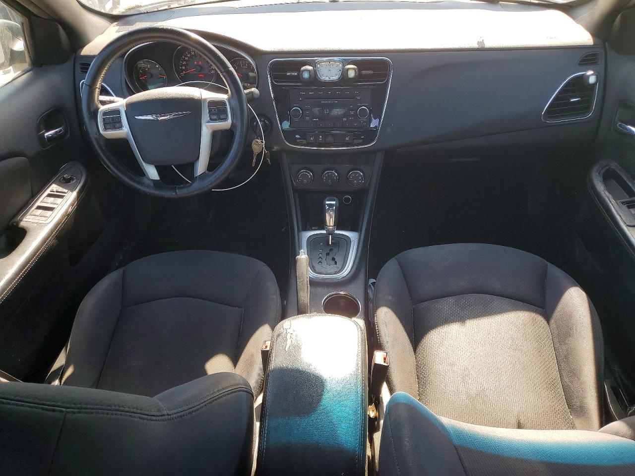 2014 CHRYSLER 200