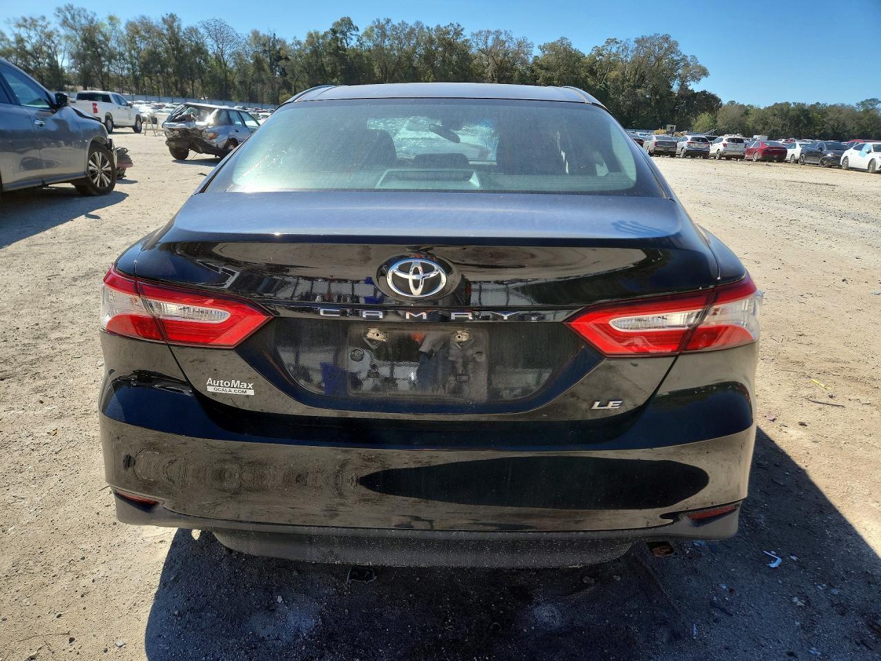 2018 TOYOTA CAMRY