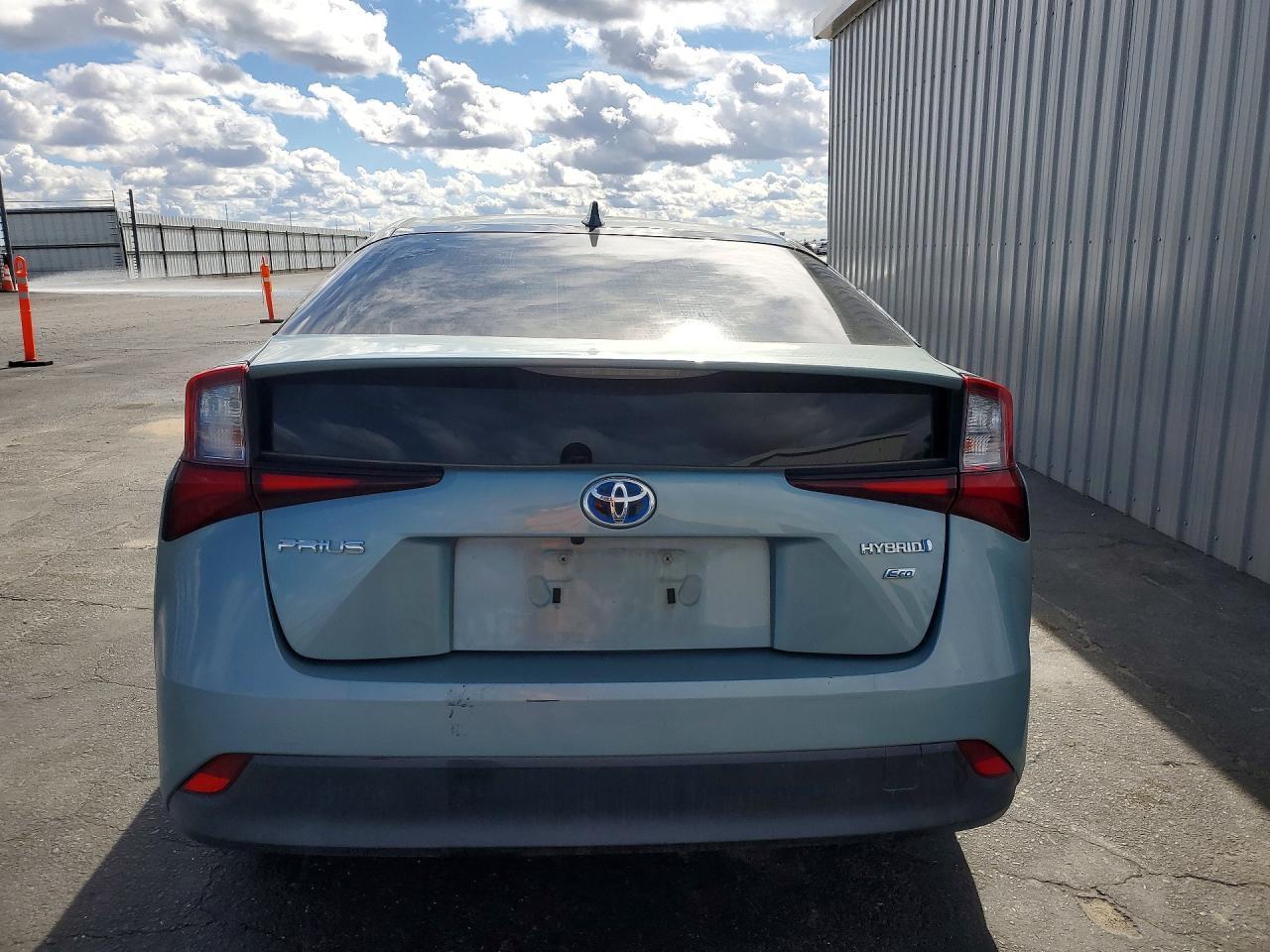 2019 TOYOTA PRIUS