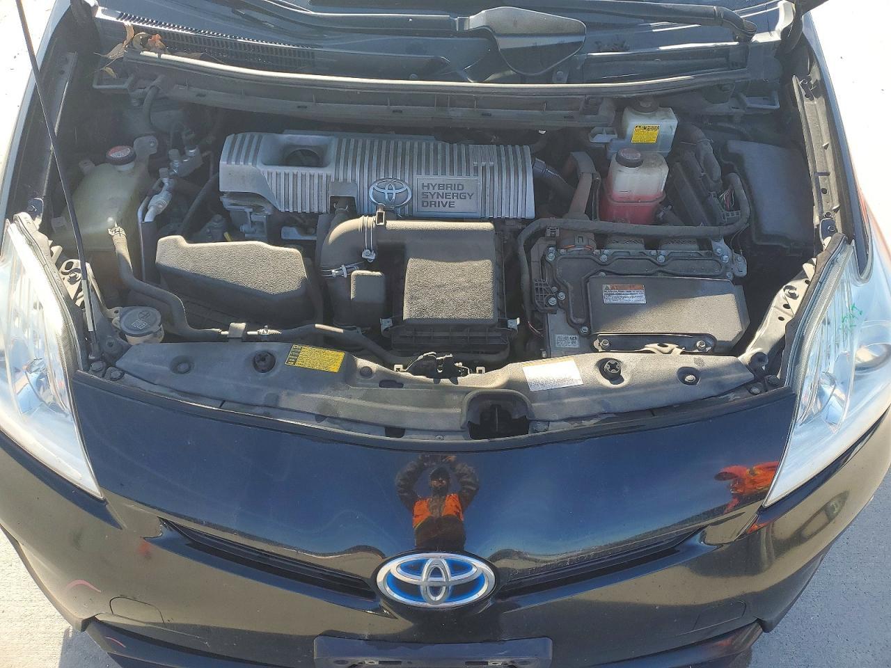 2015 TOYOTA PRIUS
