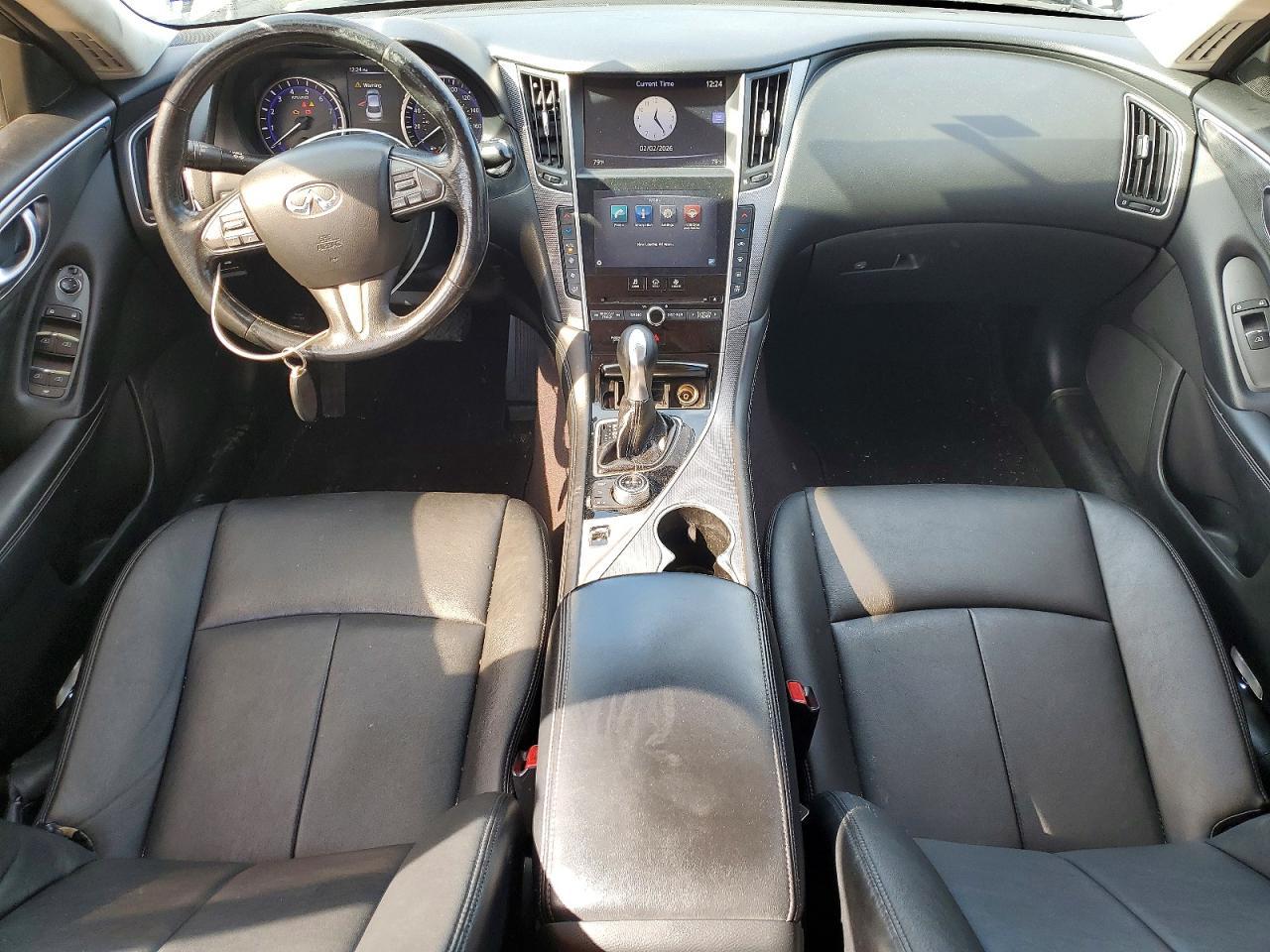 2015 INFINITI Q50