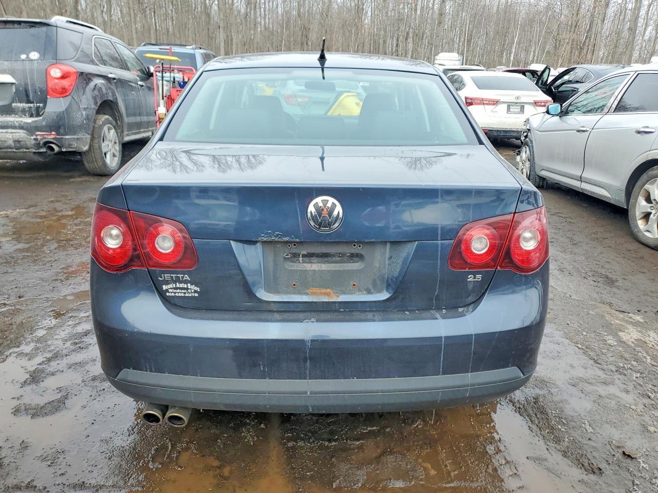 2010 VOLKSWAGEN JETTA