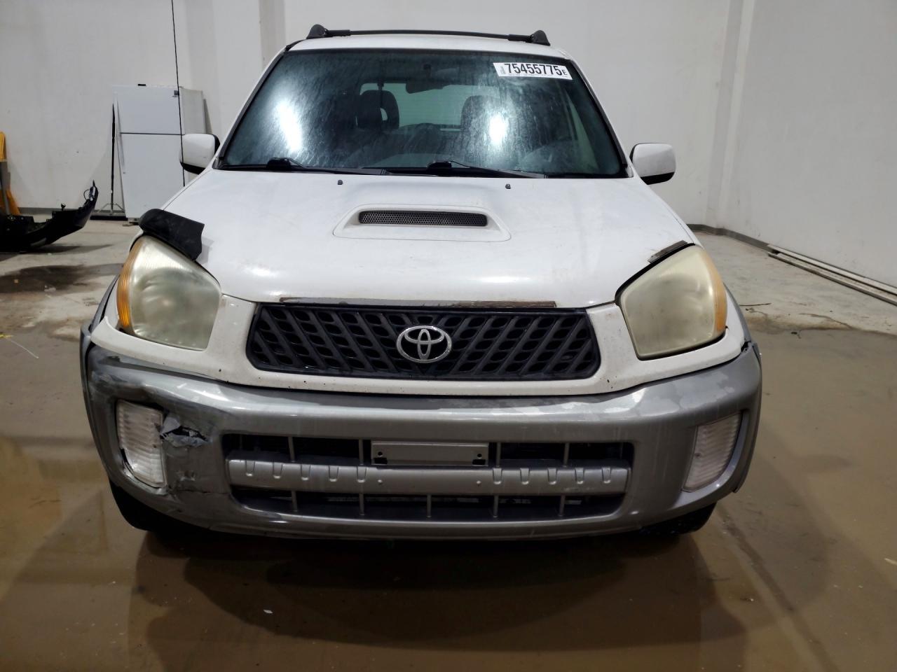 2003 TOYOTA RAV4