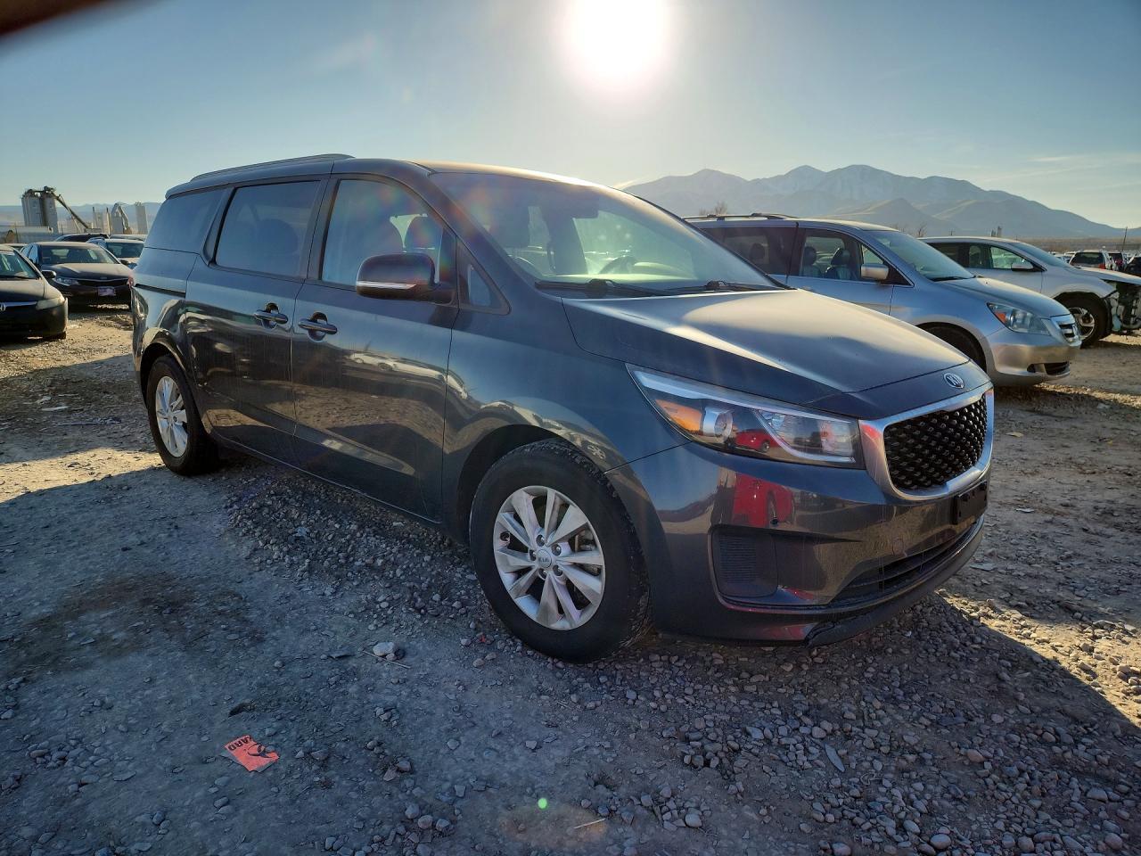 2017 KIA SEDONA
