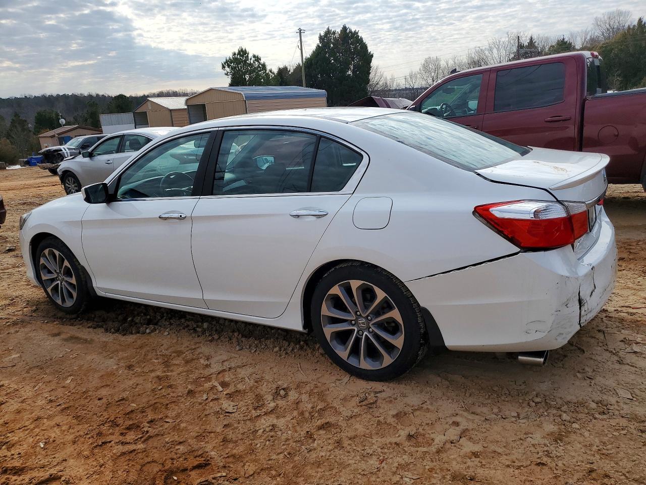 2015 HONDA ACCORD