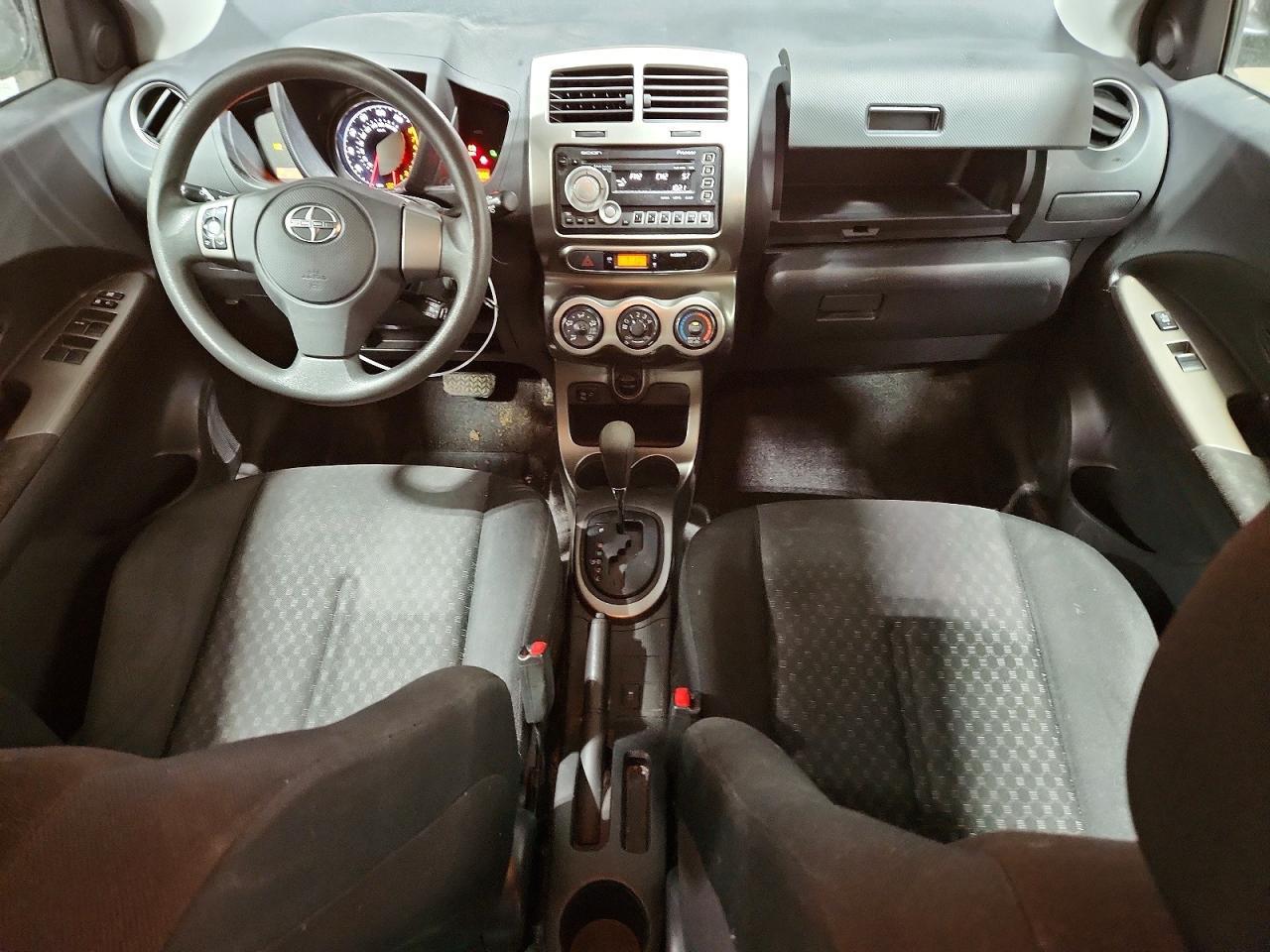 2011 TOYOTA SCION