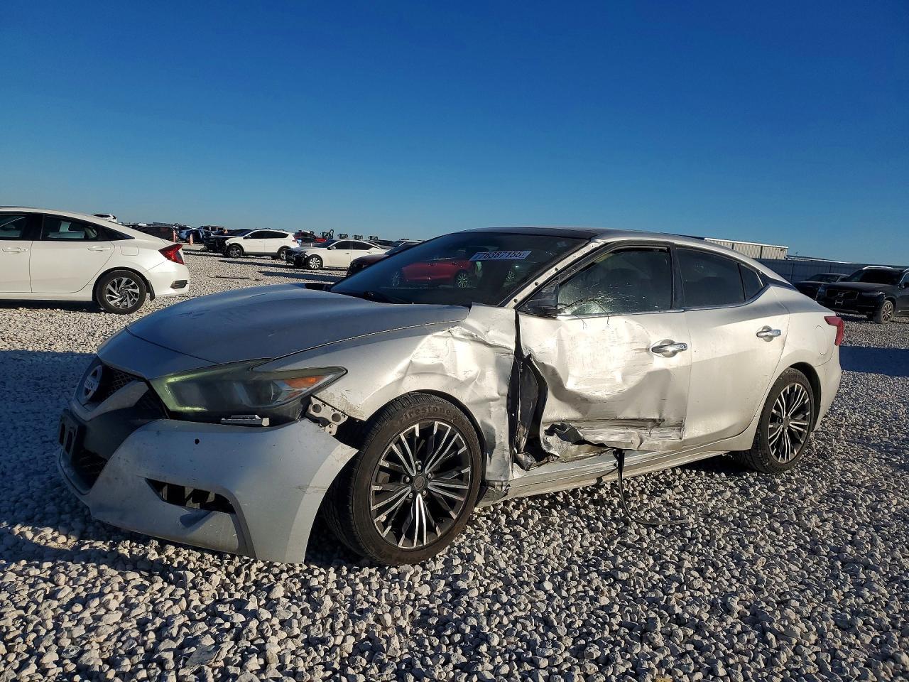 2017 NISSAN Maxima