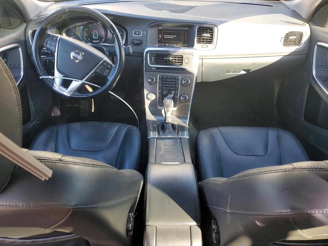 2014 VOLVO S60