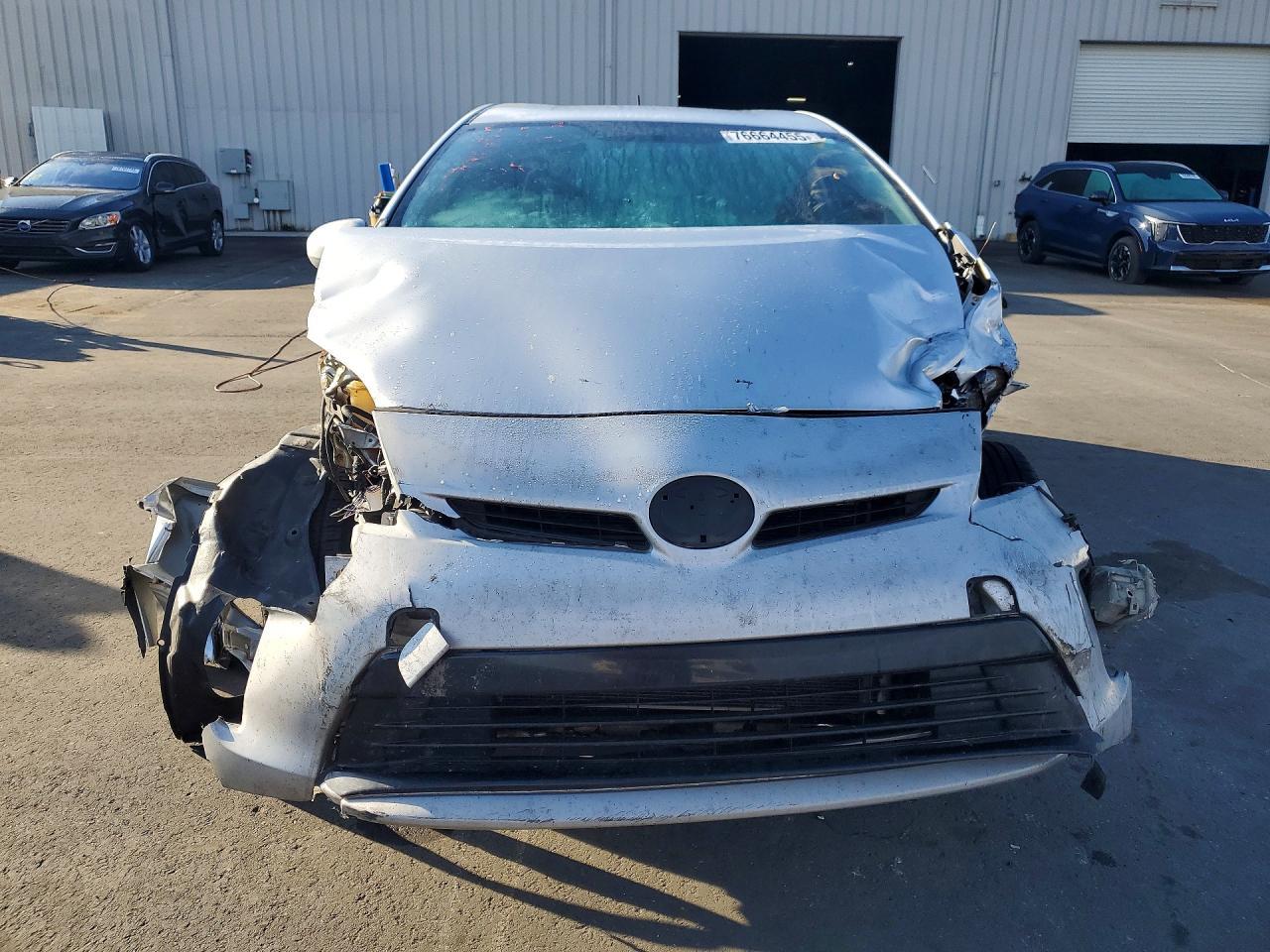 2014 TOYOTA PRIUS