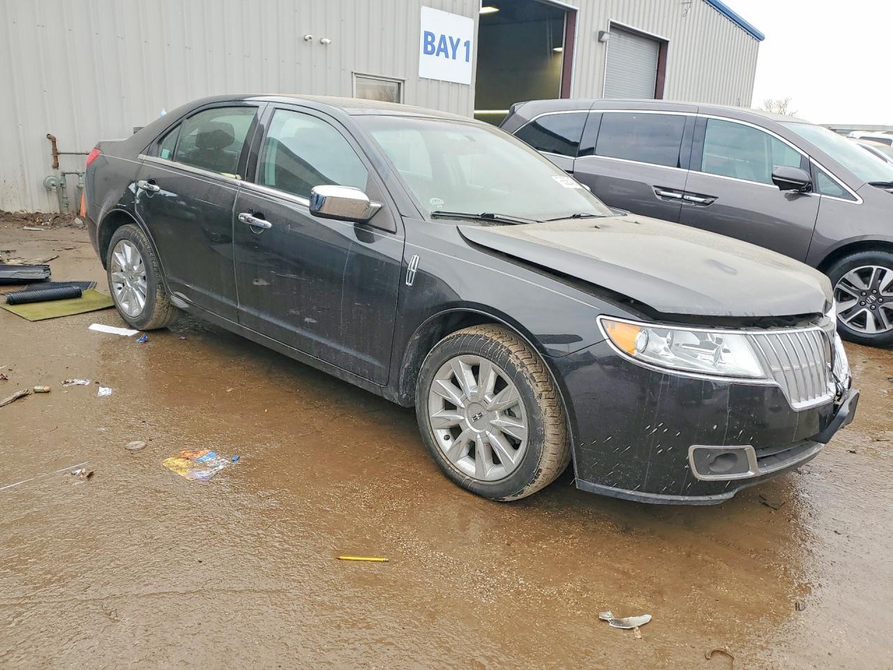 2011 LINCOLN MKZ
