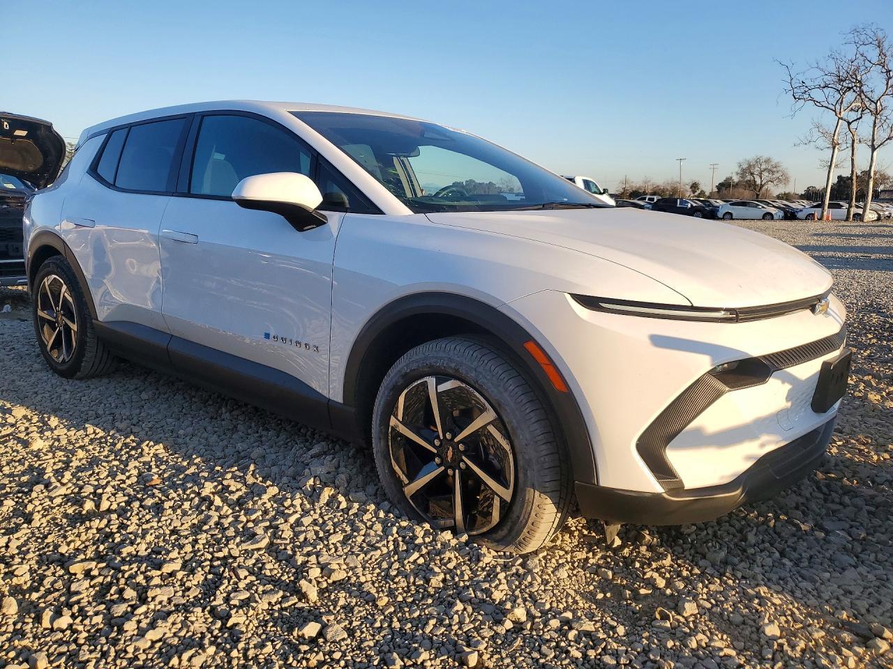 2025 CHEVROLET EQUINOX