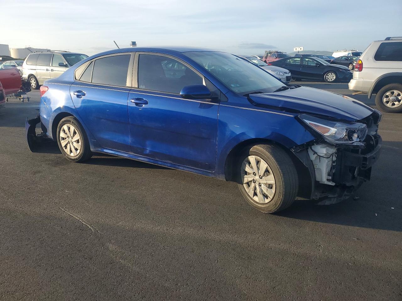 2018 KIA RIO