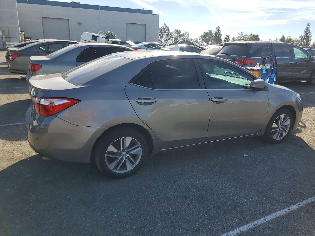 2014 TOYOTA COROLLA