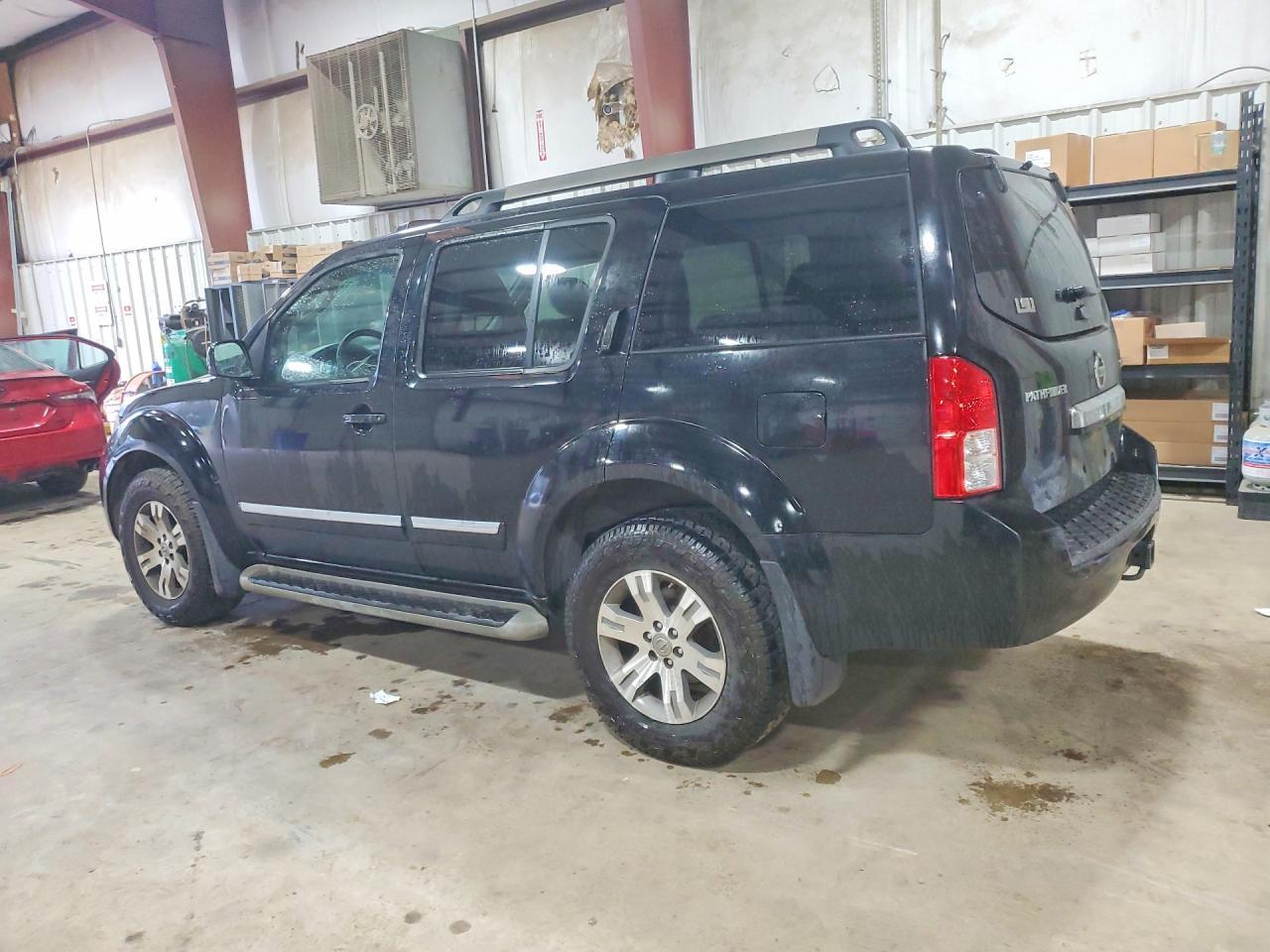 2012 NISSAN PATHFINDER