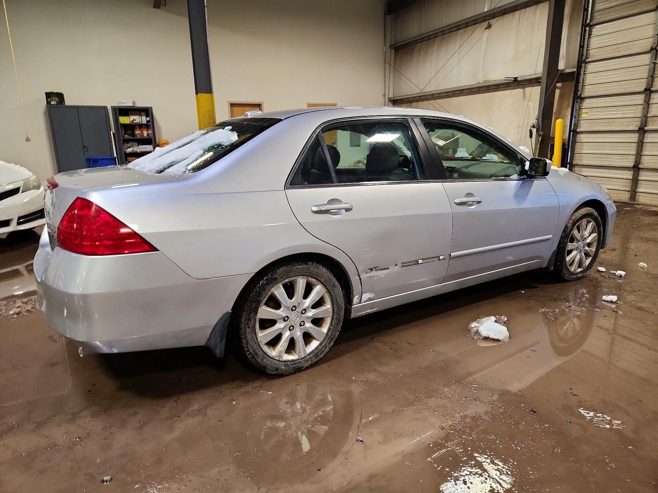 2006 HONDA ACCORD