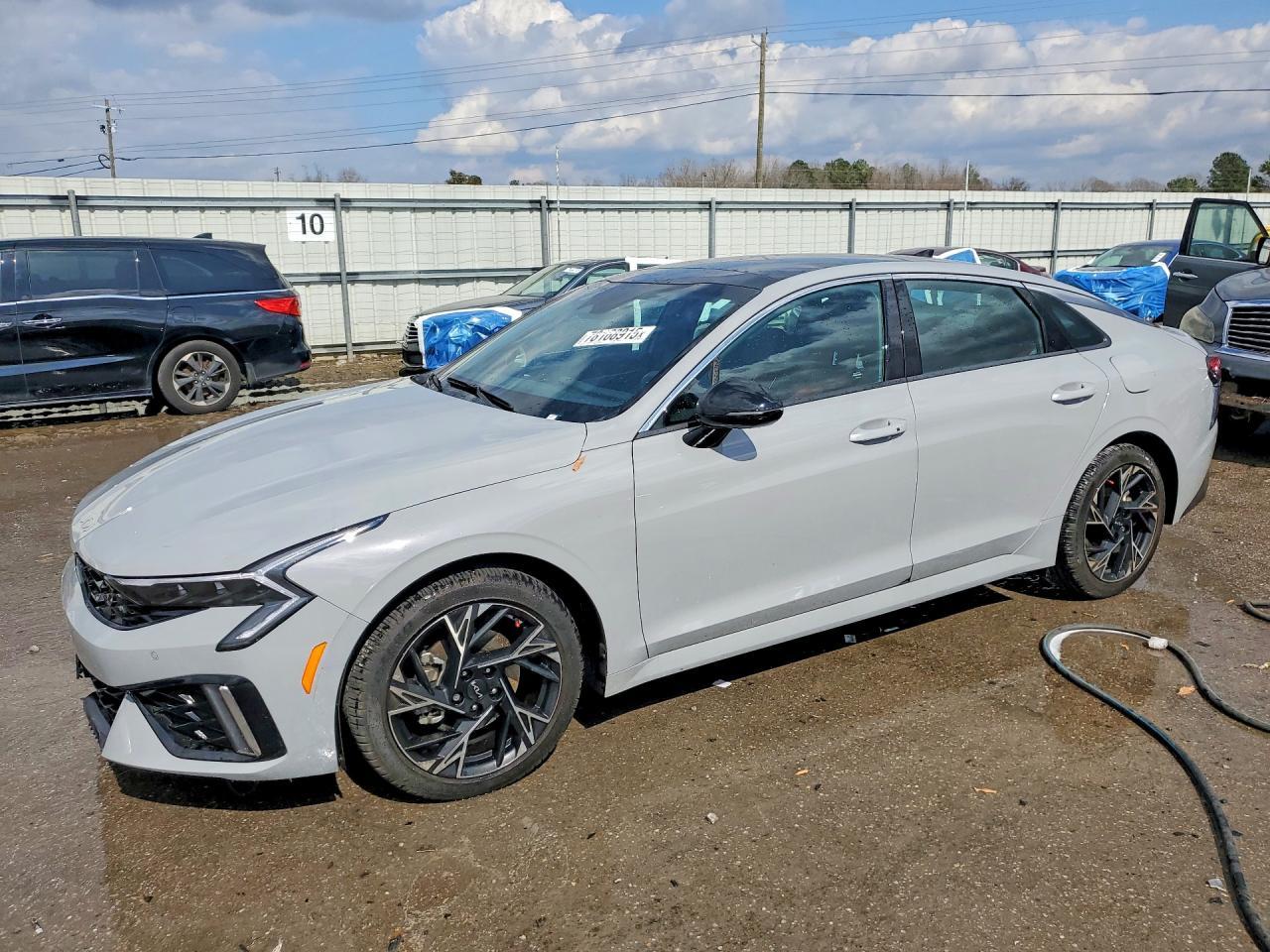 2025 KIA K5