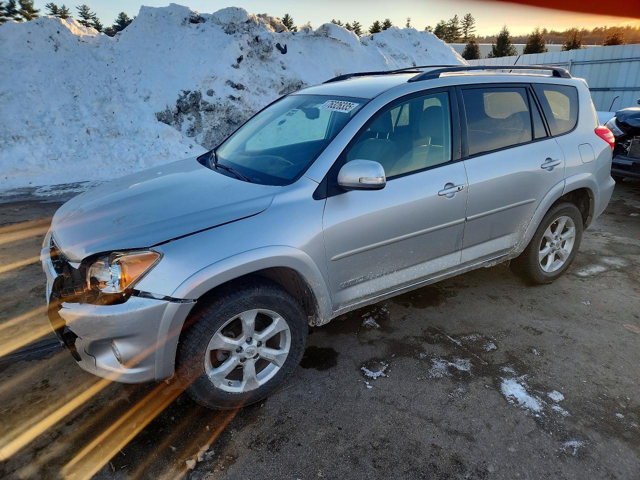 2011 TOYOTA RAV4