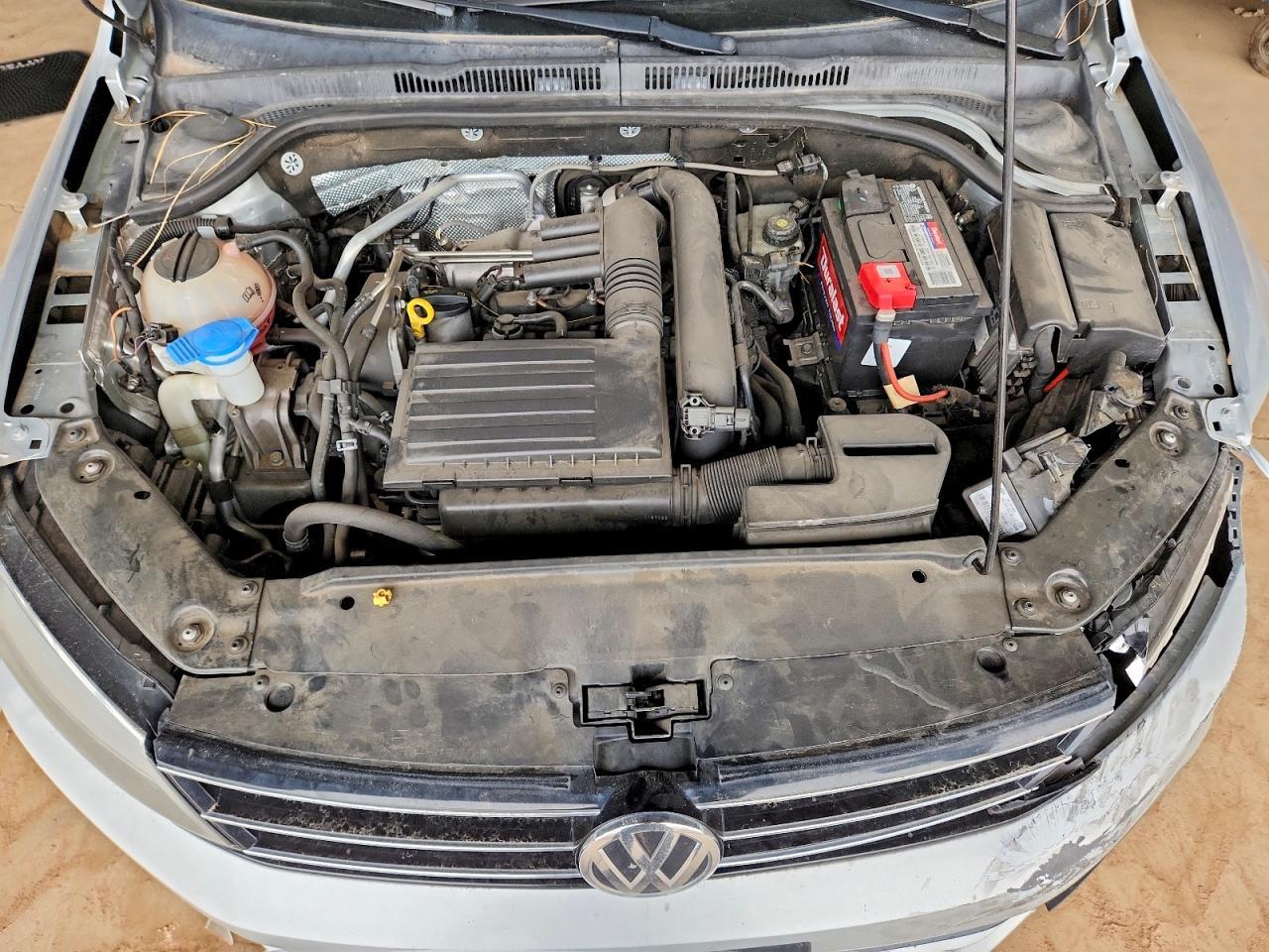 2016 VOLKSWAGEN JETTA