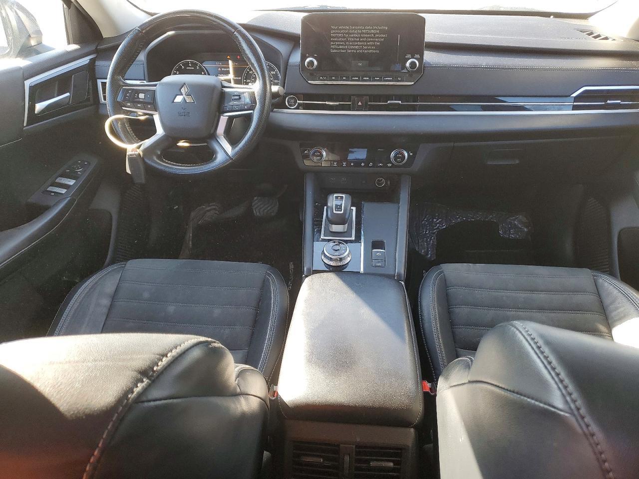 2022 MITSUBISHI outlander